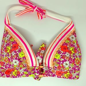 Victoria’s Secret bikini set